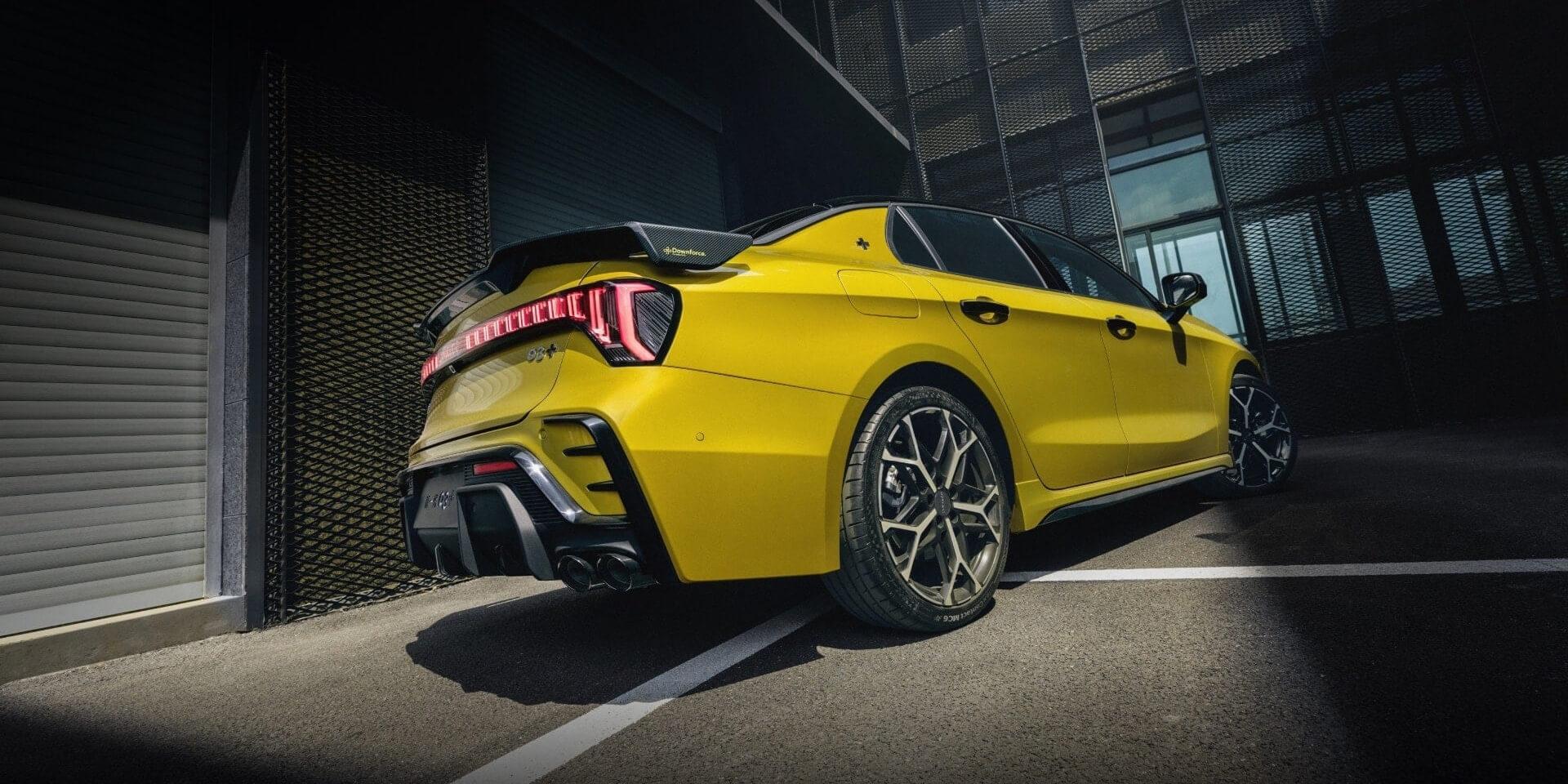 Lynk & Co 03+